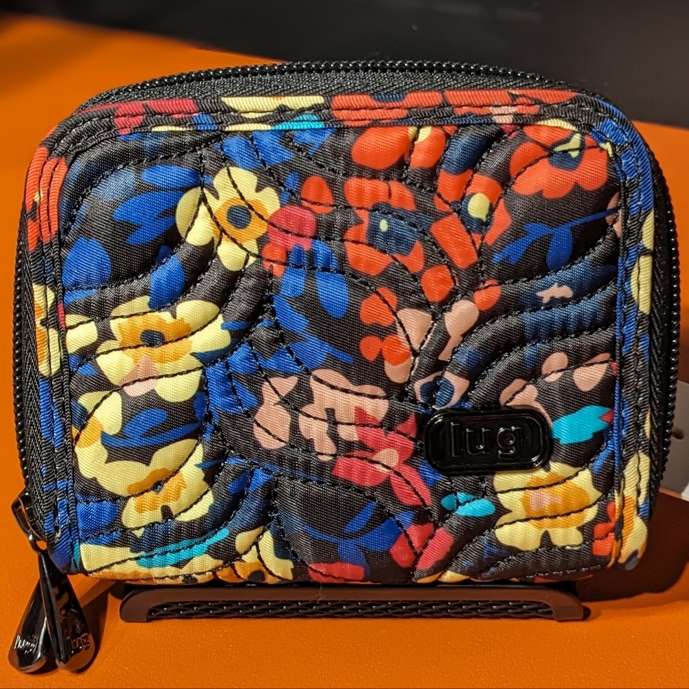 Lug Splits Compact RFID Wallet - Wildflower Black, NWT ✨DISCONTINUED!✨